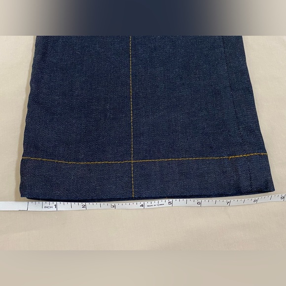 Club Monaco cropped jean. EUC - Picture 8 of 13